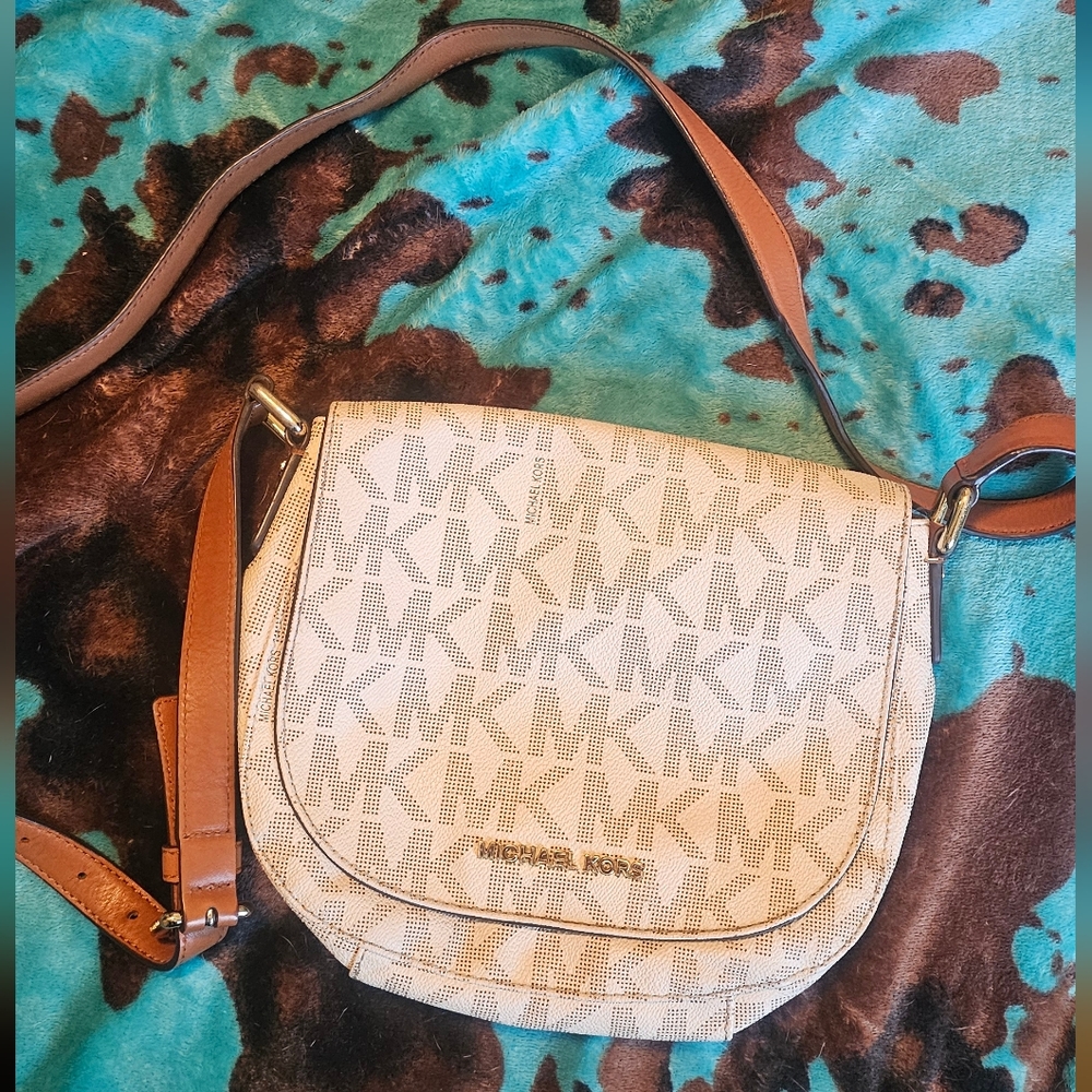 Michael Kors Cream and Tan Crossbody Bag
